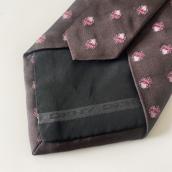DKNY Heart on Fire Brown Men’s Tie - Picture 4 of 7